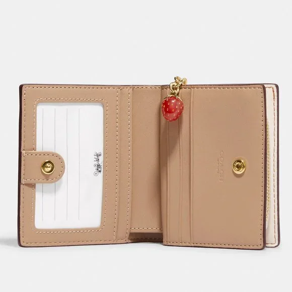 🍓 Coach Snap Wallet With Wild Strawberry Print Gold/Chalk Multi - Picture 3 of 13